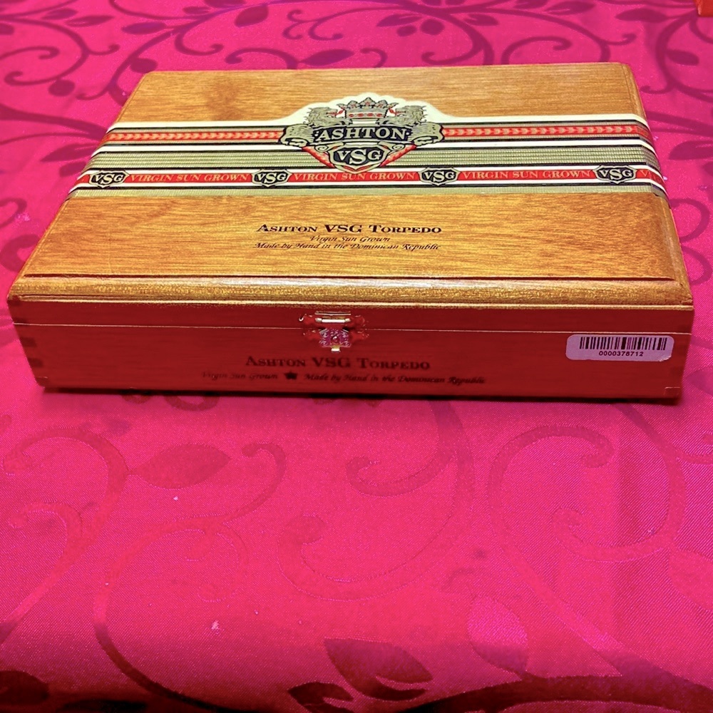 Men’s Ashton VSG Cigar Box